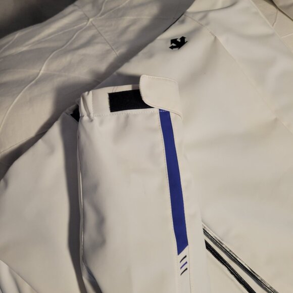 Descente Womens White Ski Jacket with removable hood - Picture 5 of 10